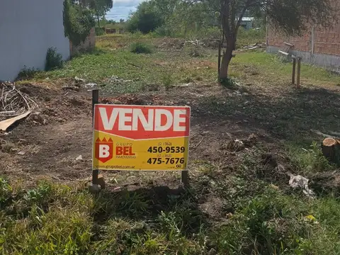 Terreno entre medianeras en zona norte