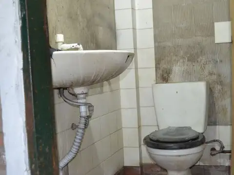 Galpon en Venta en La Plata, USD 95.000