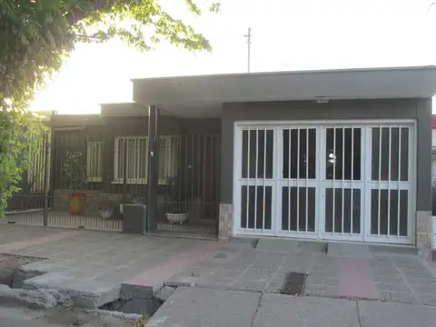 Venta Casa 5 dormitorios La Consulta Valle de Uco