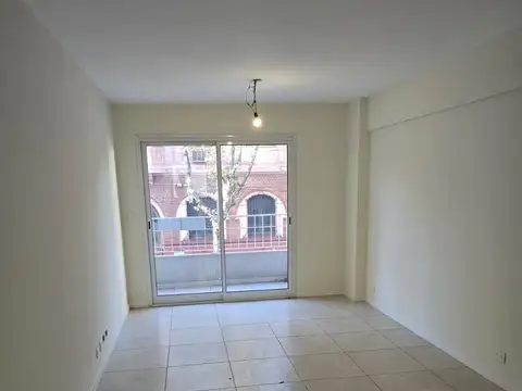 Departamento en Venta en San Fernando Vias  /  Centro, USD 109.000