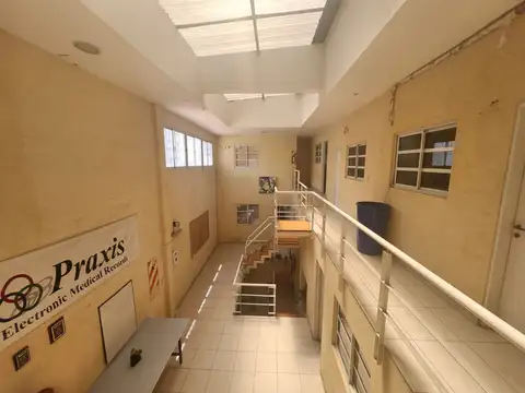 Oficina en Alquiler al Este