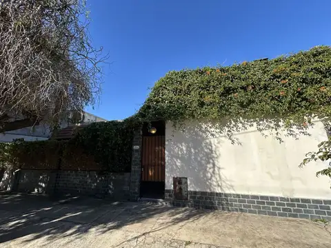 Casa - Venta - Argentina, San Isidro - Rivera 2056