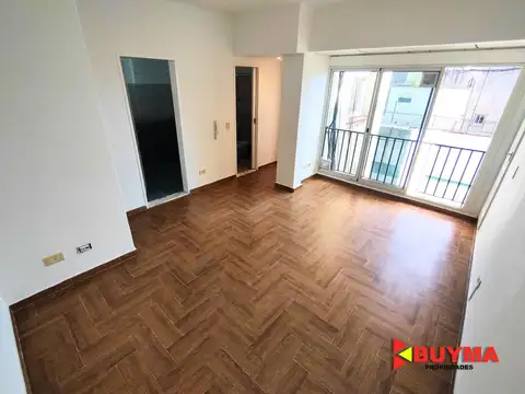 Dpto. 2 ambientes    Cochera - Zona Centro Porteño