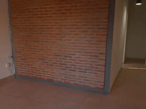 Venta  en Casa  Almirante Brown