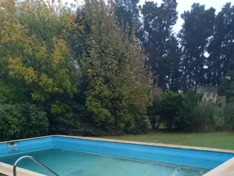 Casa en Venta en Countries y Barrios Cerrados en Moreno, USD 340.000