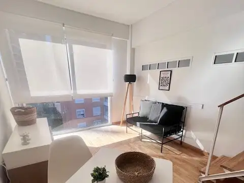 2 ambientes en Duplex ,Cañitas disponible