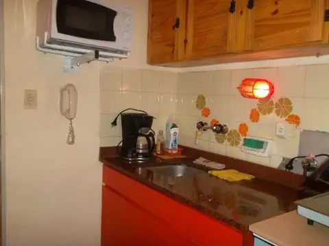 142 - STROBEL 300, Piso 2