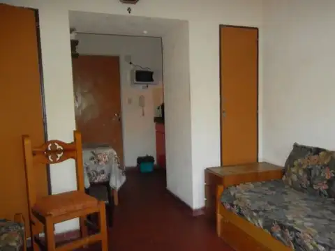 142 - 1 AMBIENTE + PATIO + PARRILLA                                    - DANIEL PIZARRO PROPIEDADES