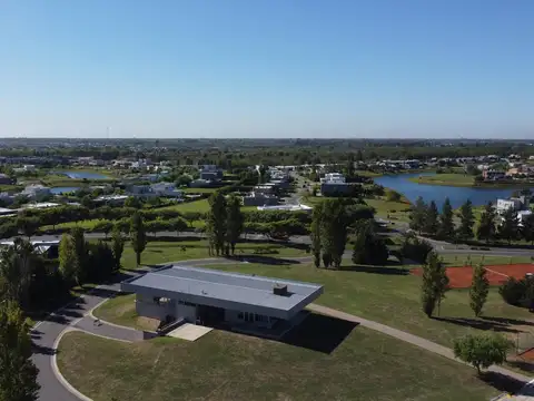 Terreno en Venta de 923,0 m2