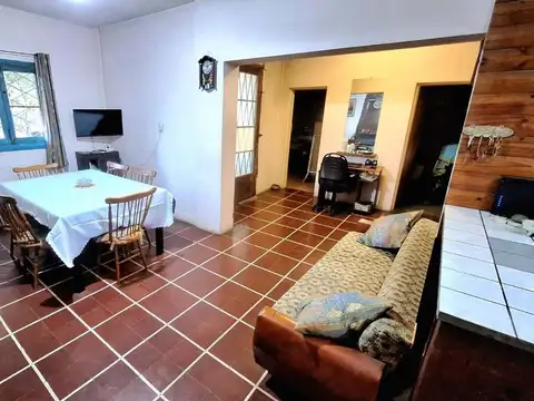 CASA 3 AMB VENTA TORTUGUITAS SOBRE DOS TERRENOS