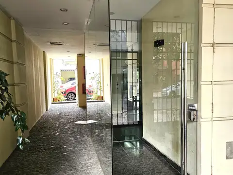 Excelente Semipiso en mejor zona de Villa Pueyrredón - Frente y contrafrente - 2 baños - Expensas bajas - Consultar por Cochera