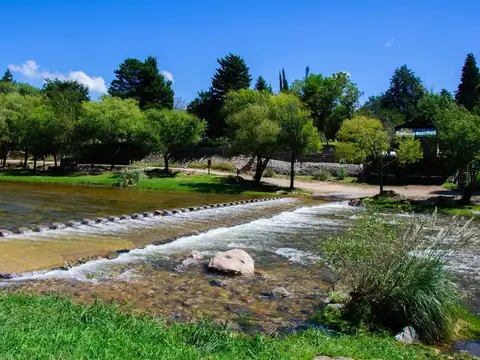 Terreno en venta cerca del Río Capilla Vieja 820m2