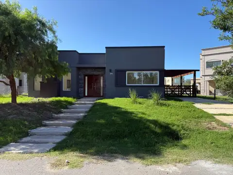 Venta casa Barrio Santo Domingo a estrenar