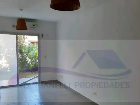Departamento en Alquiler en Pilar, $ 500.000