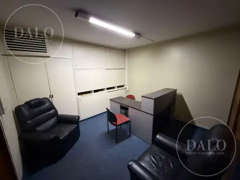 Oficina en Venta al Este
