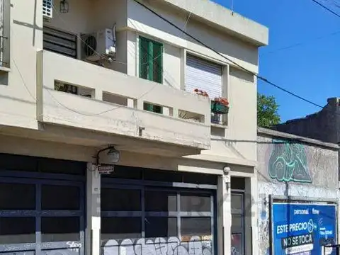 1 entre 33 & 34 100, Piso 0