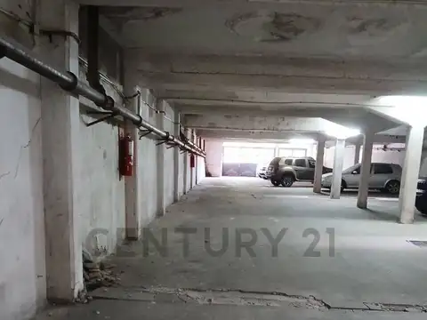 1 entre 33 & 34 100, Piso 0