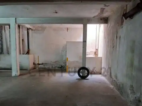 1 entre 33 & 34 100, Piso 0