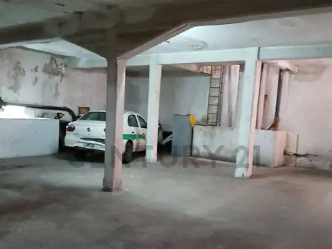 1 entre 33 & 34 100, Piso 0