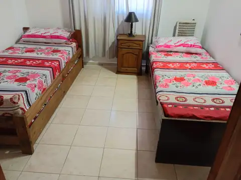 435 - TRIPLEX CON 3 DORMITORIOS + 2 BAÑOS + COCHERA + AL FRENTE