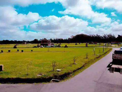 Terreno en Venta en Los Acantilados, USD 67.000