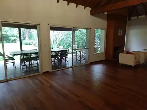 Casa en Venta en Highland Park Country Club, USD 510.000