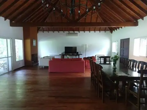 Casa en Venta de 4 dormitorios