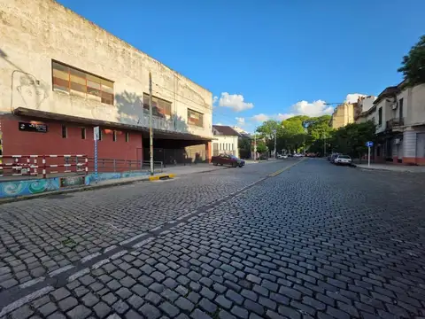 Galpon en Venta en Velez Sarsfield, USD 850.000