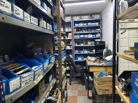 Local en Venta en Parque Chas, USD 80.000