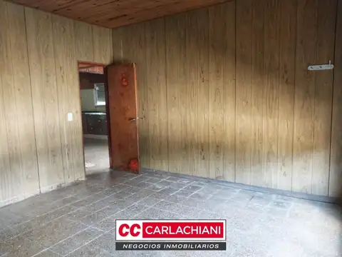 Casa 4 ambientes con 1 baño