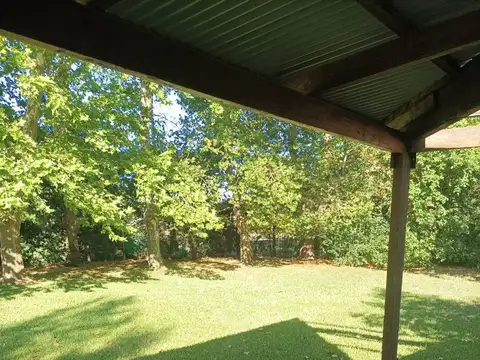 CASA QUINTA ESTILO CAMPO EN VENTA EN LA PLATA