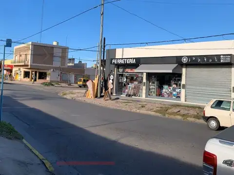 Local comercial en venta - Sixto Laspiur 1700