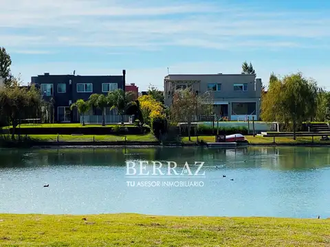 Lote venta de 816 m2  a la laguna en barrio San Francisco Villanueva Tigre