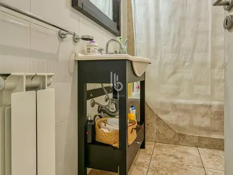 Depto Tipo Casa en Venta de 4 ambientes