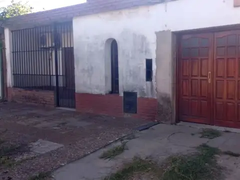 VENTA CASA EN GUADALUPE OESTE