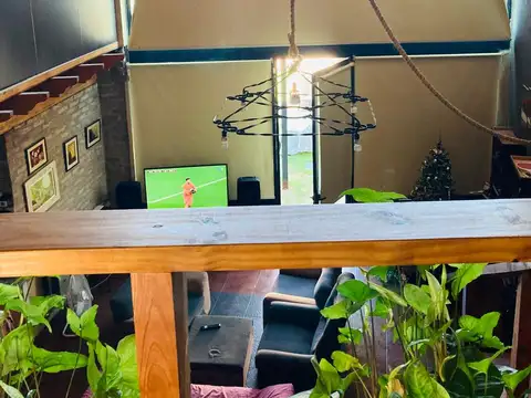 AVENIDA BUENOS AIRES AL 300