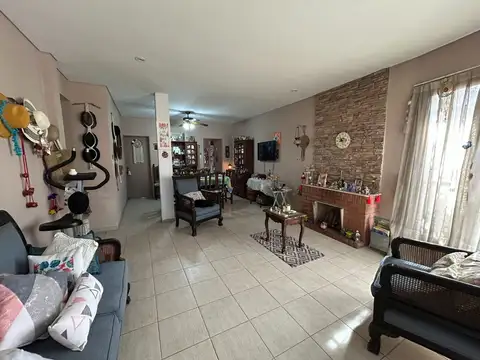 Casa en Venta en Santos Lugares, USD 255.000