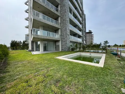 Avenida del Golf al 600