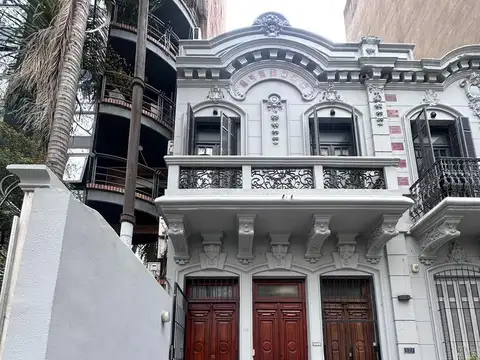 Casa en Bv. Oroño al 500