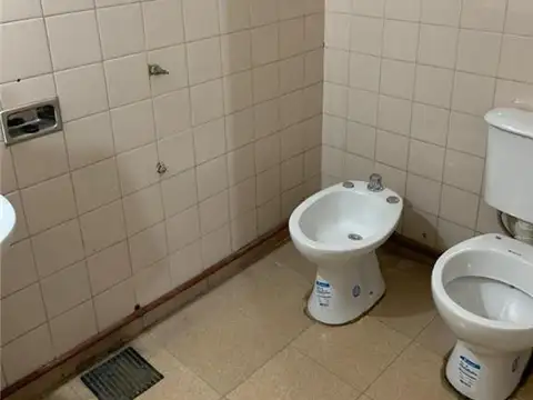 Local en Alquiler en Centro, $ 730.000