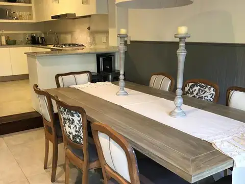 Casa en venta en Castelar Norte