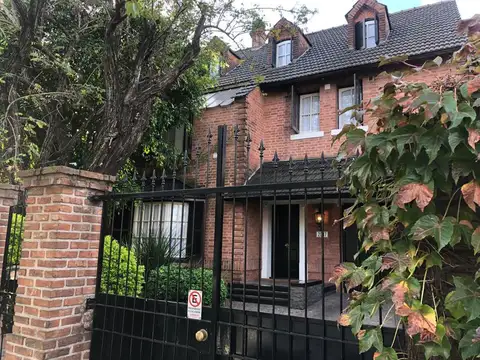 Casa en venta en Castelar Norte