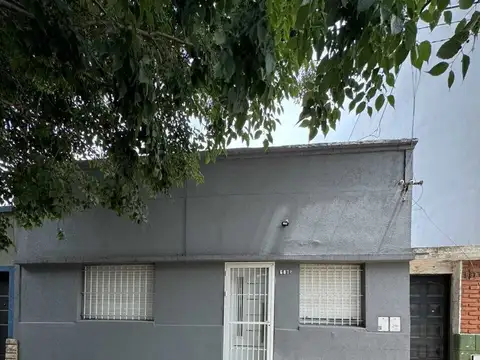 PH DE 2 DORMITORIOS EN VENTA LA PLATA