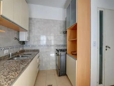 Depto Tipo Casa en Venta en Saavedra, USD 225.000