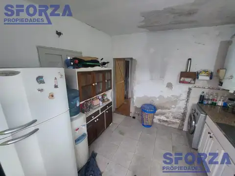 Casa 2 ambientes con 1 baño