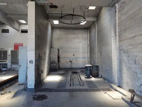 Av. De Los Constituyentes al 200