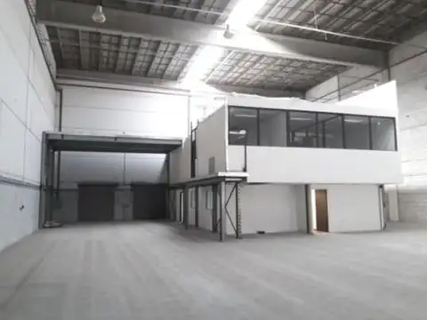 Depósito en  Alquiler en el Complejo San Eduardo