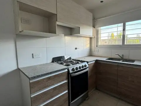 Casa en Venta en Neuquen, USD 165.000