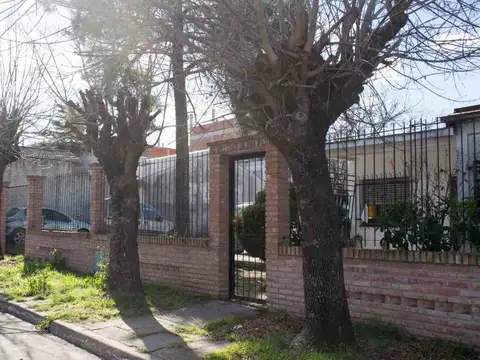 VENTA AMPLIO LOTE EN VILLA CELINA