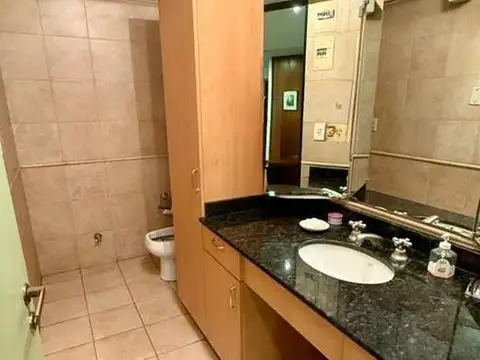 Departamento 7 ambientes con 2 baños